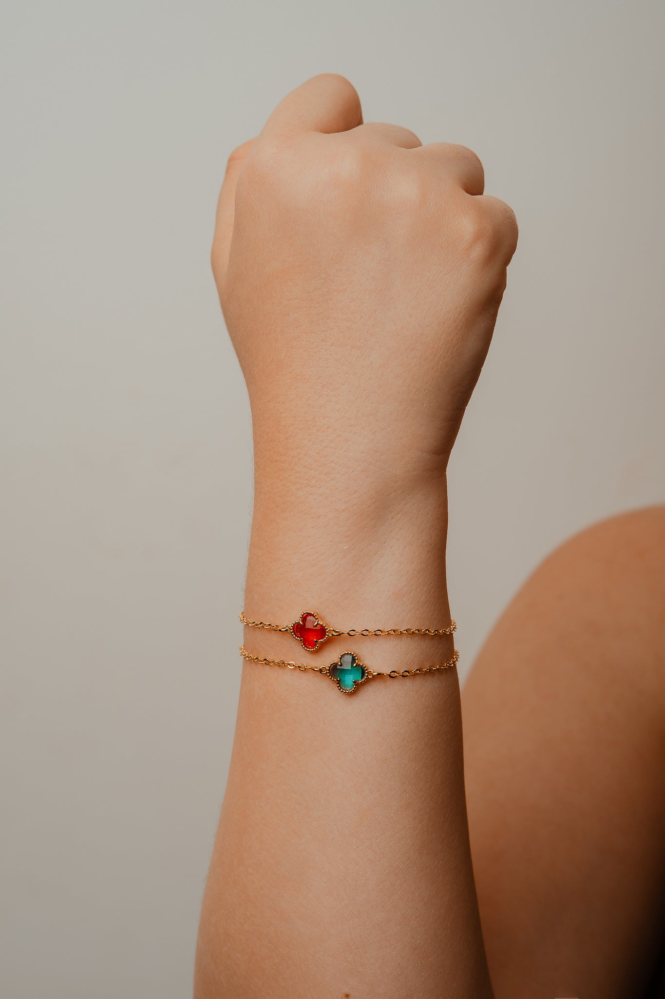 PULSEIRA TREVO DE ZIRCÔNIA